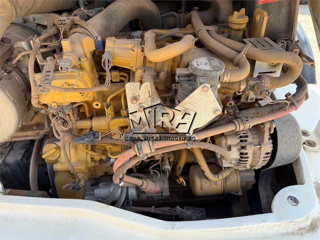 CAT 908M 輪胎式裝載機