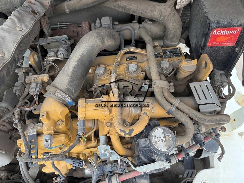 CAT 908M 輪胎式裝載機