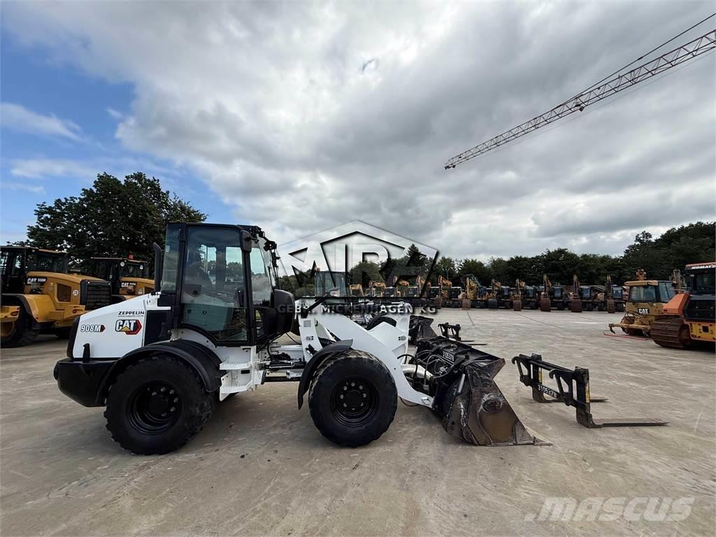 CAT 908M 輪胎式裝載機