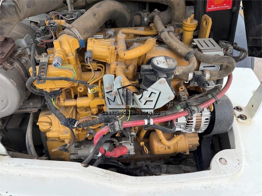 CAT 908M 輪胎式裝載機