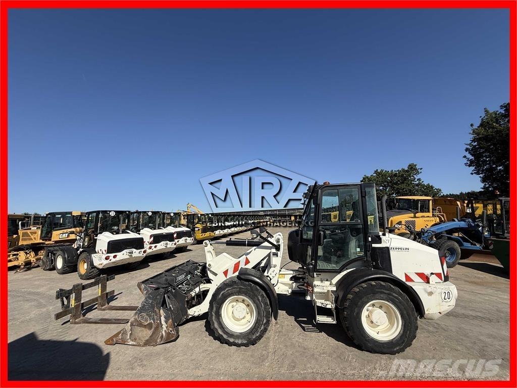 CAT 908M 輪胎式裝載機