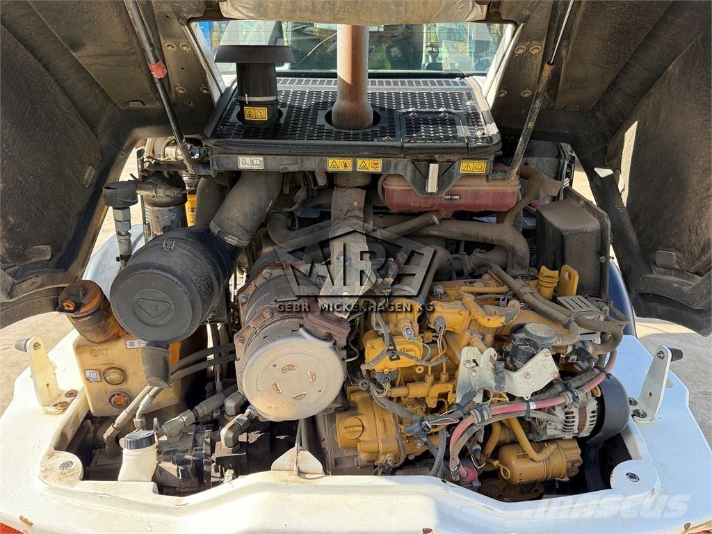 CAT 908M 輪胎式裝載機