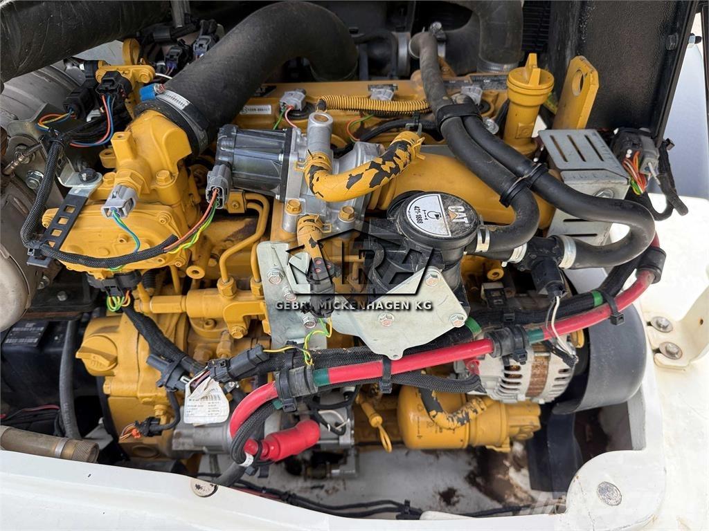 CAT 908M 輪胎式裝載機