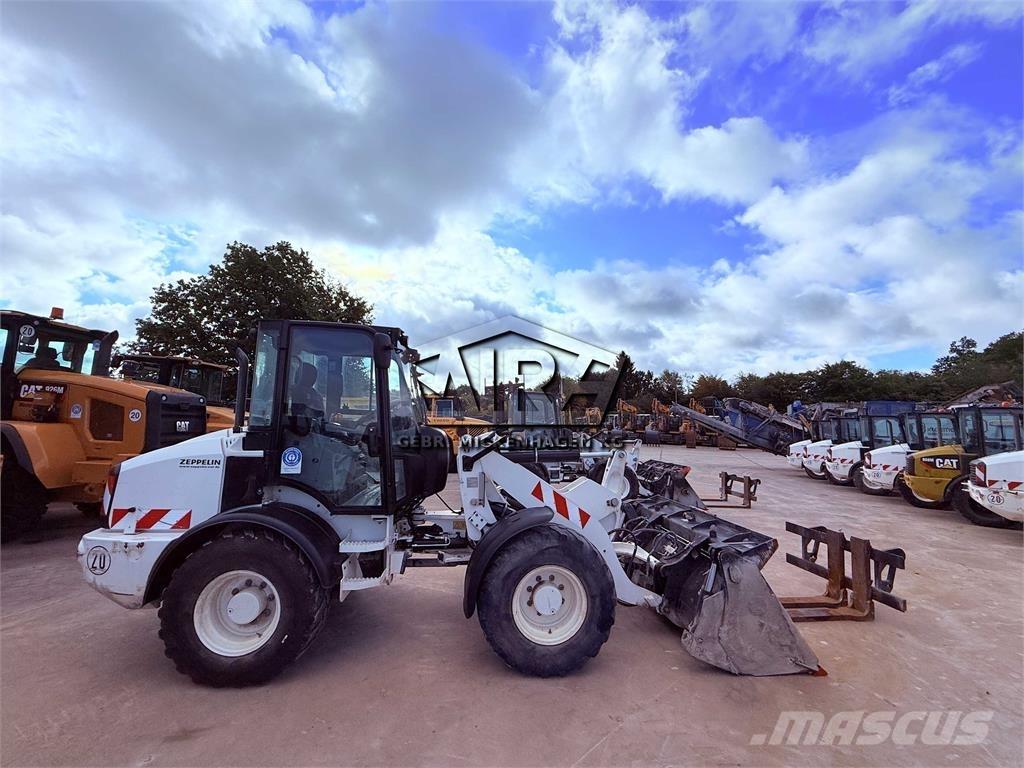 CAT 908M 輪胎式裝載機
