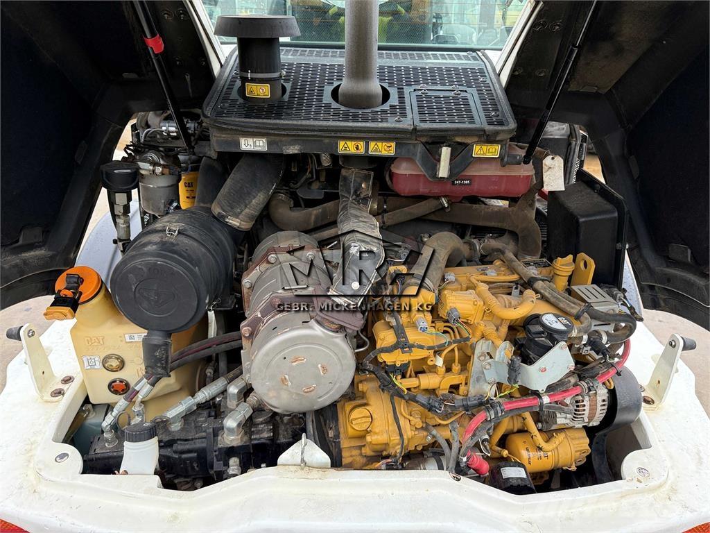 CAT 908M 輪胎式裝載機