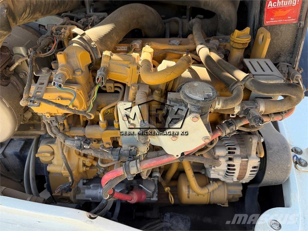CAT 908M 輪胎式裝載機