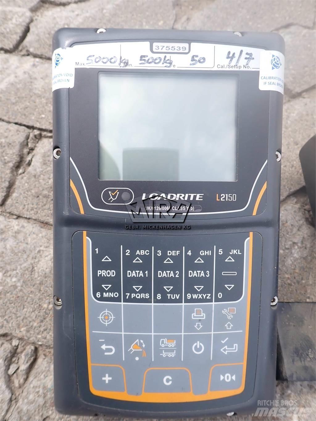 CAT 926 M/ Waage 駕駛室與內部