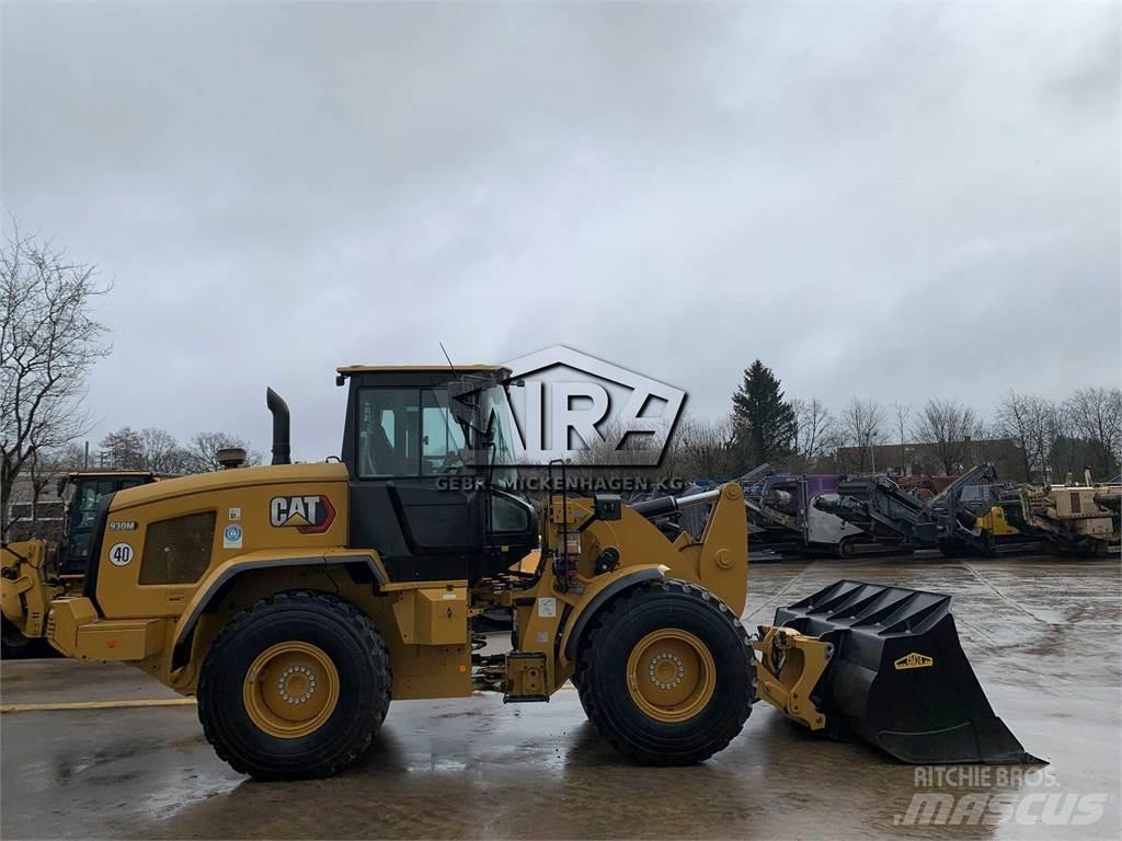 CAT 930M 輪胎式裝載機