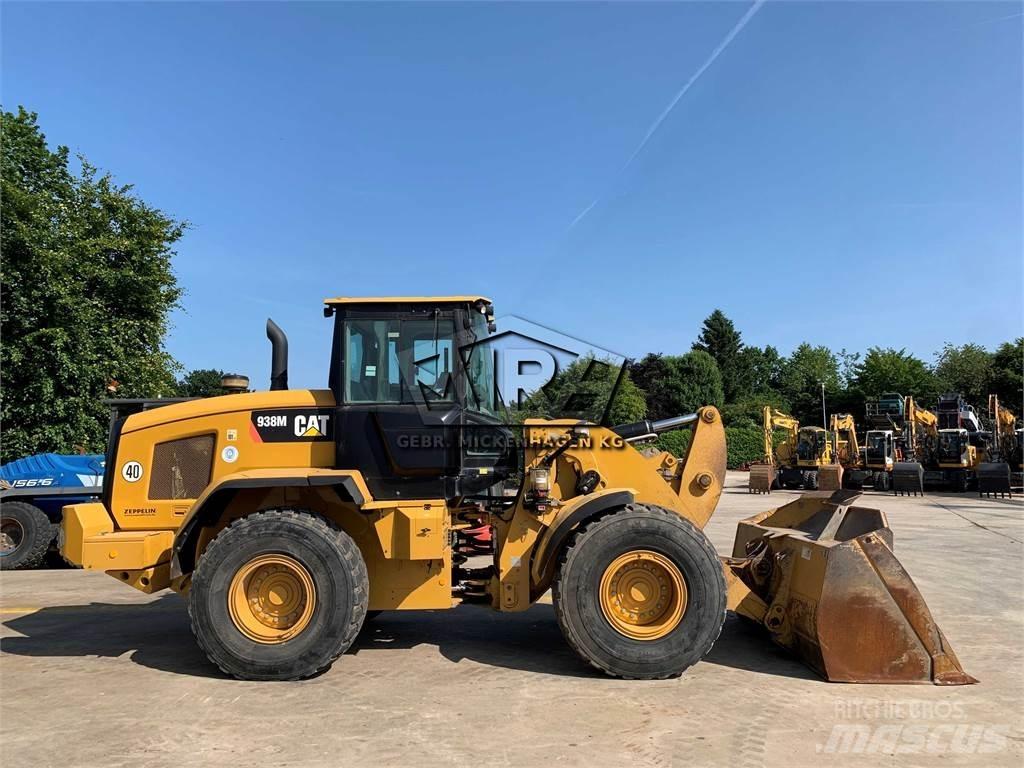 CAT 938M 輪胎式裝載機