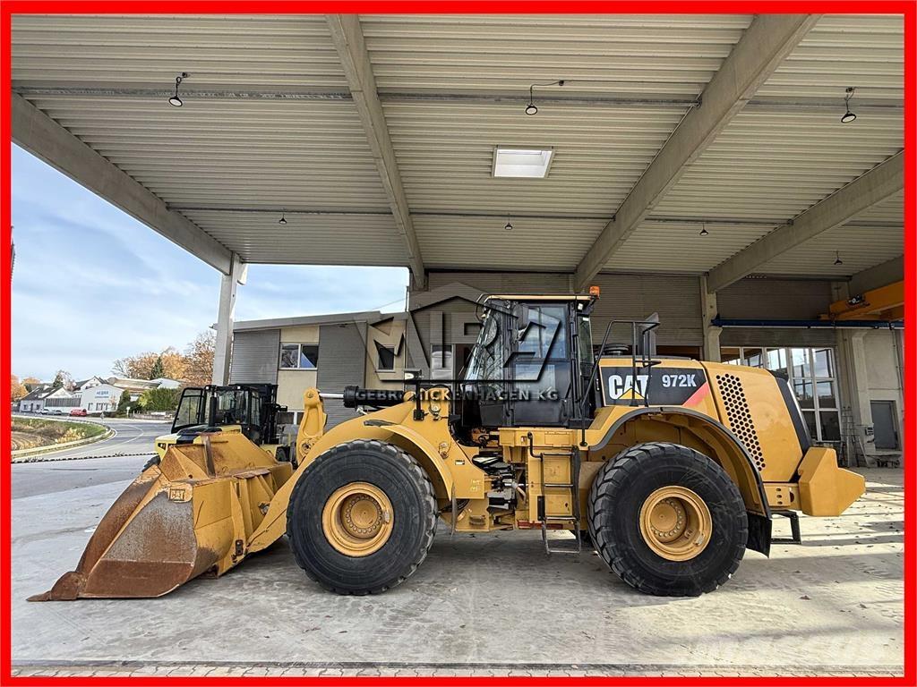 CAT 972K 輪胎式裝載機