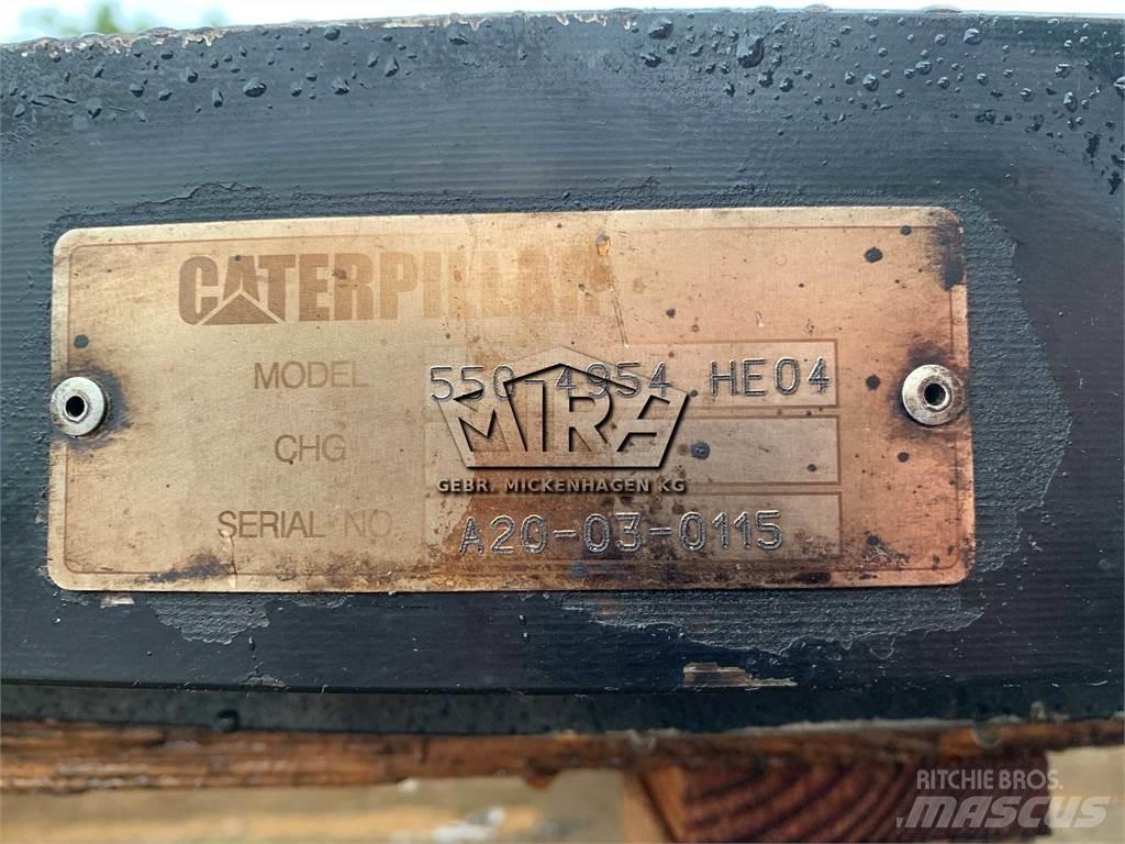 CAT Drehkranz 底盤和懸架