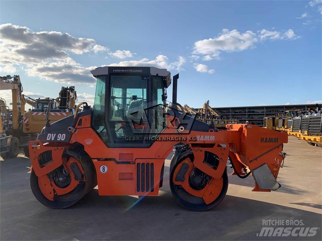 Hamm DV 90 VV 雙輪滾壓機
