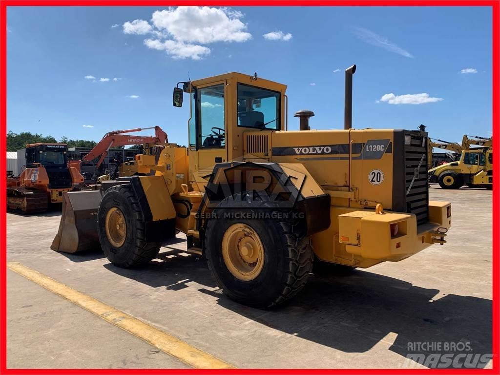 Volvo L 120 C 輪胎式裝載機