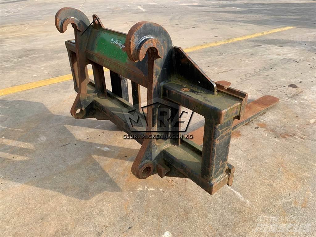 Volvo L150 - L180 叉