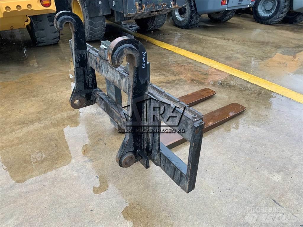 Volvo L150 - L180 叉