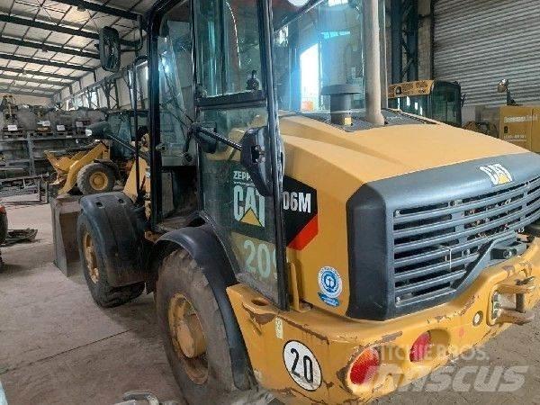 CAT 906M 輪胎式裝載機