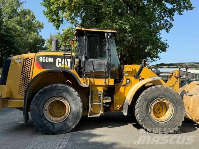CAT 950 M 輪胎式裝載機