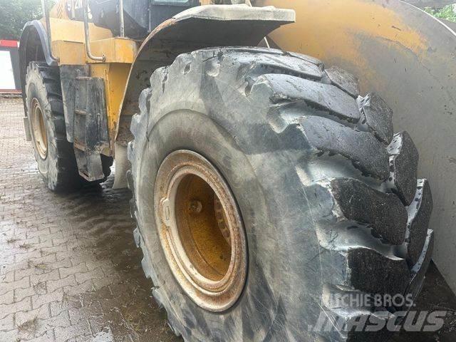 CAT 972 M 輪胎式裝載機