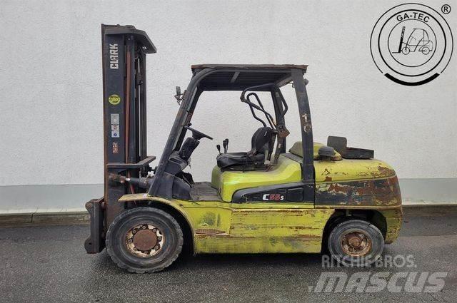 Clark C55SD 柴油卡車
