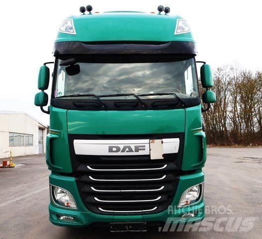 DAF XF 460 FT 曳引機組件