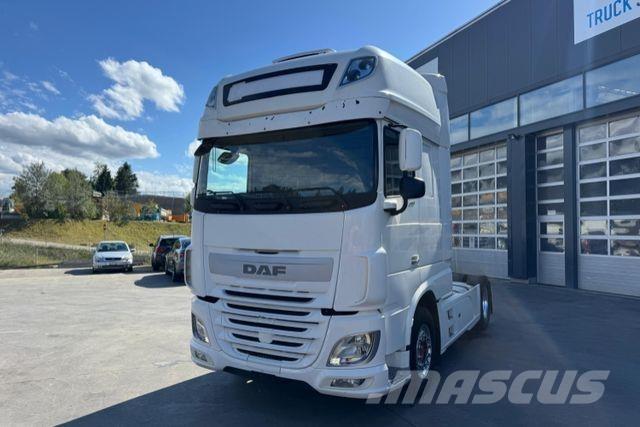 DAF XF460 4x2 曳引機組件