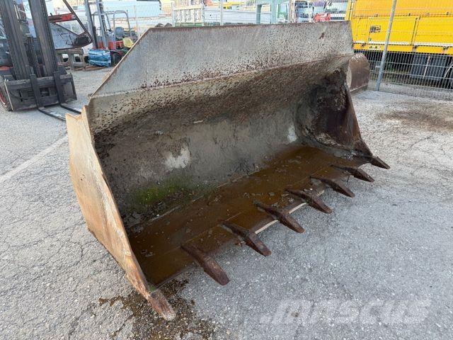  DIV. SCHAUFEL 輪胎式裝載機