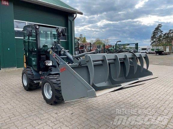 GiANT G2200 HD 輪胎式裝載機