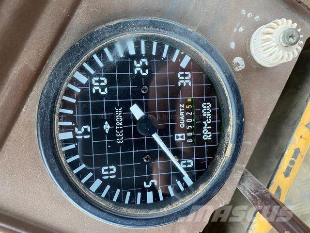 Hydrema 910 Dumper 鉸接式起吊車