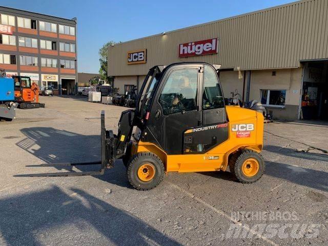 JCB 35-26 4x4 伸縮臂操作車