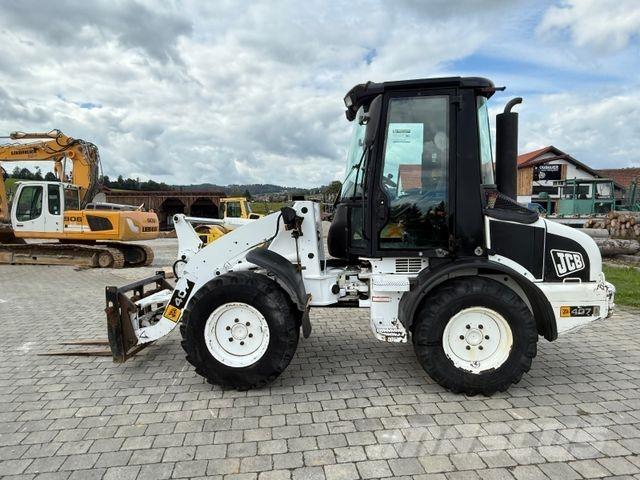JCB 407 輪胎式裝載機
