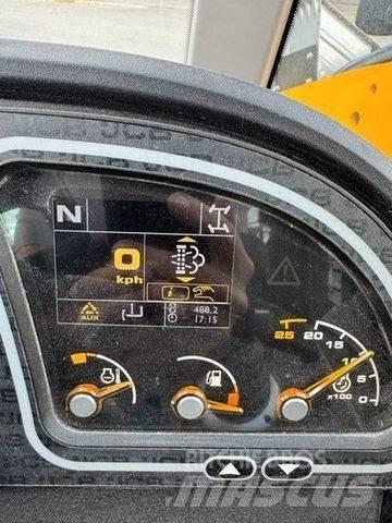 JCB 525-60 伸縮臂操作車