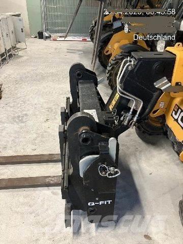 JCB 525-60 TS 伸縮臂操作車