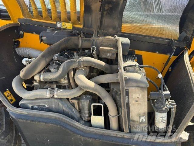 JCB 535-95 伸縮臂操作車