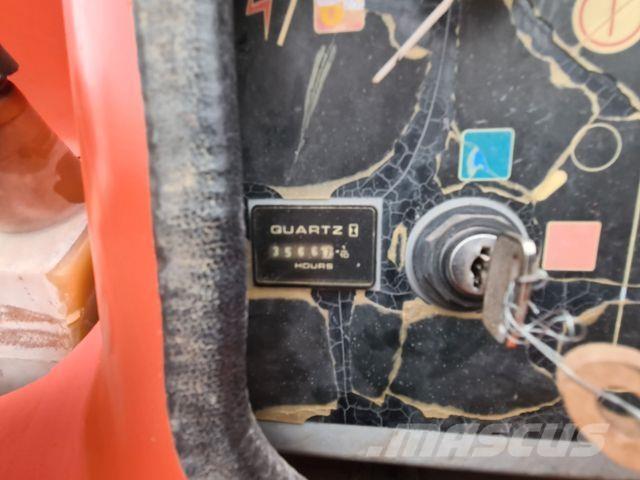 JLG 450 AJ - 曲臂高空作業車