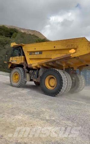 Komatsu HD 605-7 其他