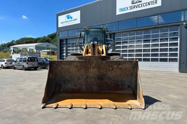 Liebherr 586 2plus2 其他