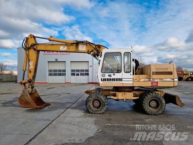 Liebherr A912 旋轉式挖土機/掘鑿機/挖掘機