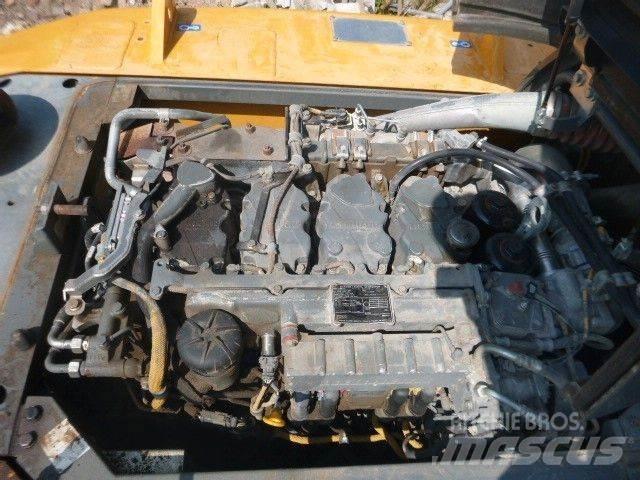 Liebherr R924 LC 履帶式 挖土機/掘鑿機/挖掘機