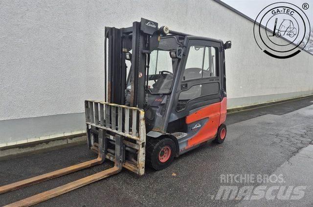 Linde E25/600 HL 電動堆高機