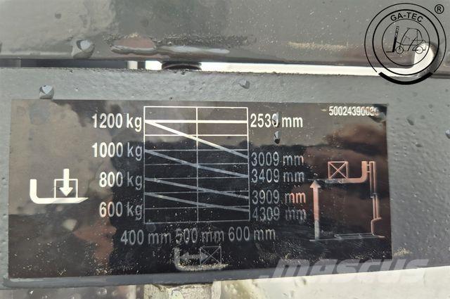 Linde L12 高舉式裝載機