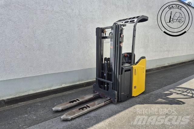 Linde L14SP 高舉式裝載機