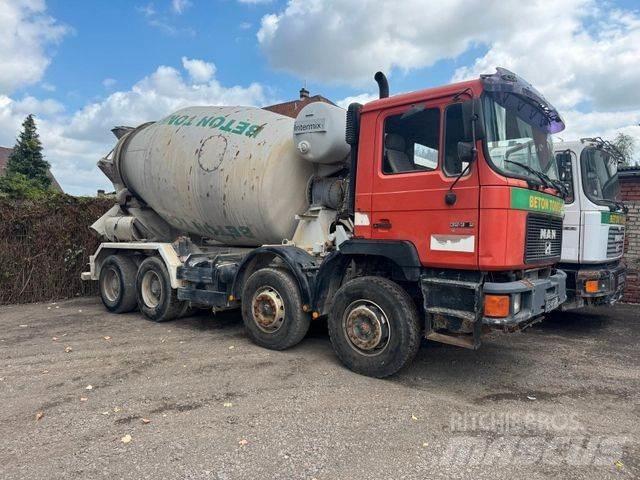 MAN 32.372 8x4 10m³ 混凝土車