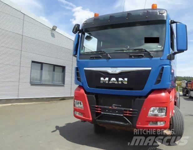 MAN TGX 18.480 BLS 曳引機組件
