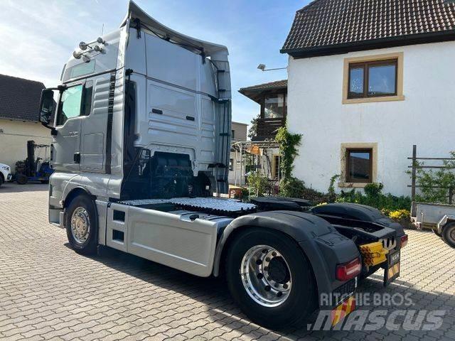 MAN TGX 18.580 XXL 曳引機組件