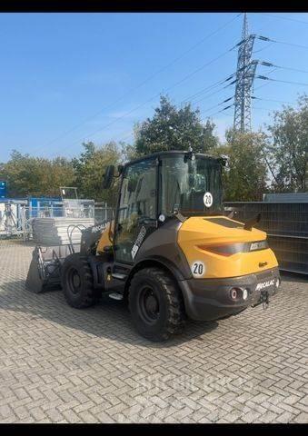 Mecalac AS 750 輪胎式裝載機