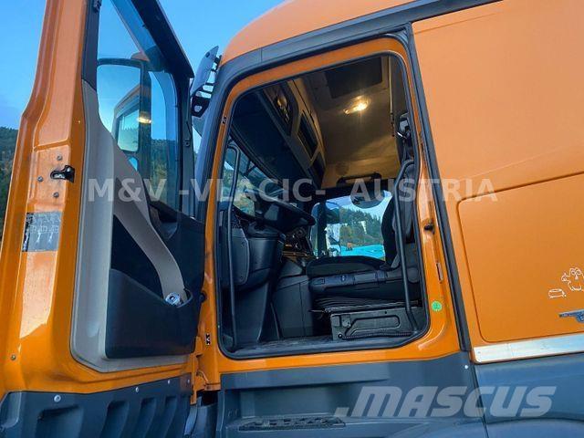 Mercedes-Benz 2542 商用底盤車