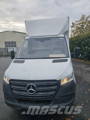 Mercedes-Benz 316 車廂