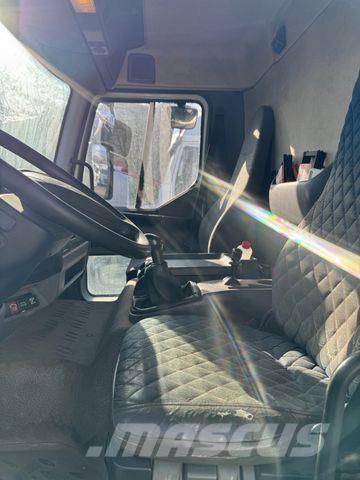 Renault Midlum 180 運油車