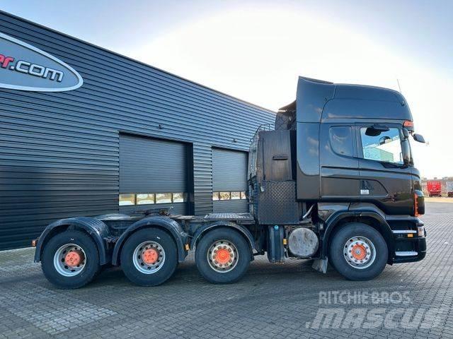 Scania R620 8x4 曳引機組件