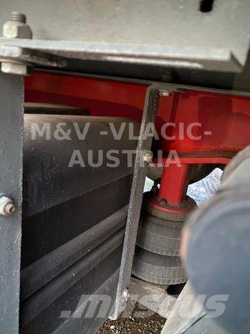 Schwarzmüller Mega 篷布半拖車